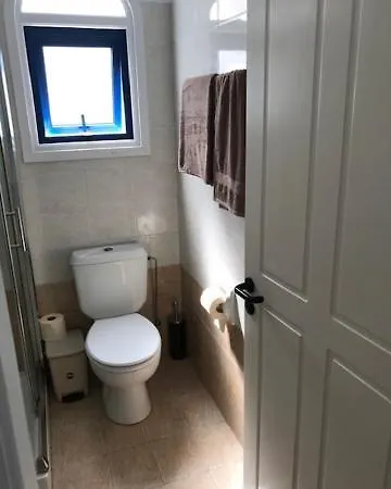 Appartamento Front Periyiali Gardens Perivólia