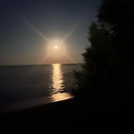 Front Periyiali Gardens * Περβόλια