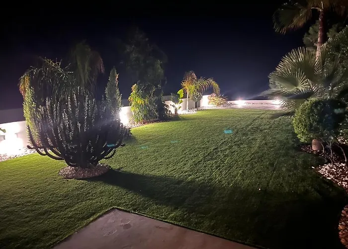 Daire Front Periyiali Gardens *