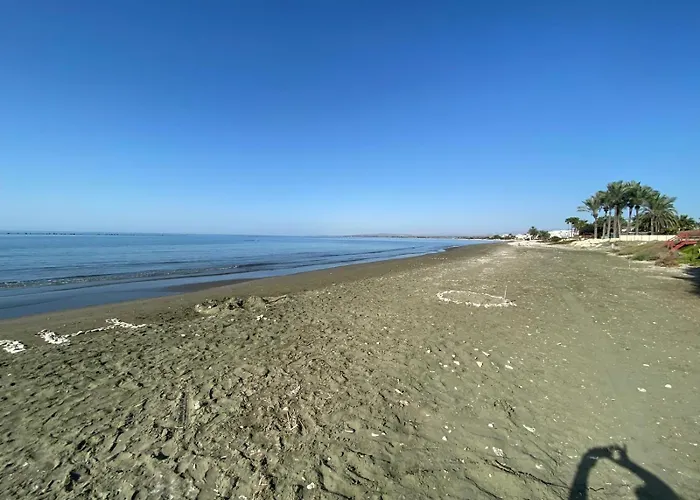 Front Periyiali Gardens * Perivolia